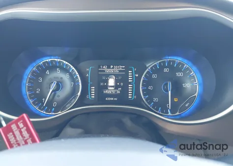 2017 Chrysler Pacifica Touring из США, поврежденный, VIN 2C4RC1DGXHR516329